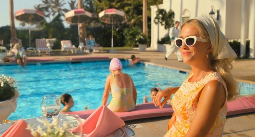 Apple TV+喜劇影集《媛夢棕櫚灘》公開預告！「豹女」克莉絲汀薇格躋身上流社會